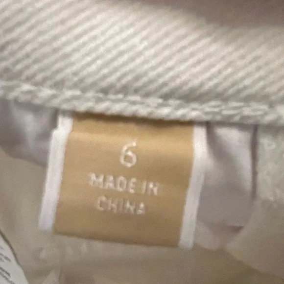 ๐ โ๏ธ Michael Kors Sailor High Rise Flared Leg Jeans with gold hardware Buttons - Picture 16 of 17